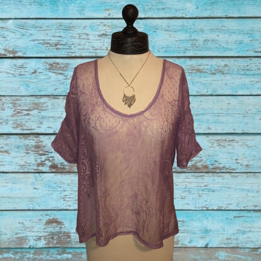 💜2/$12 Petite Sheer Lilac Lace Top